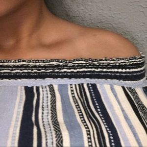 Off the shoulder striped shirt 🤩